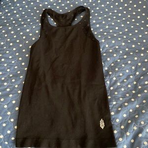 Free People barely worn black work out top xs/s